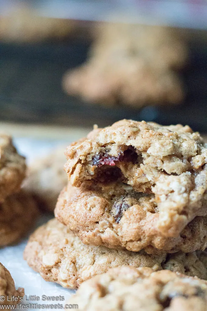  Oatmeal Raisin Cranberry Cookies - The Best Oatmeal Cookies! #cookies #oatmeal #dessert #cranberries #raisins #snack www.lifeslittlesweets.com