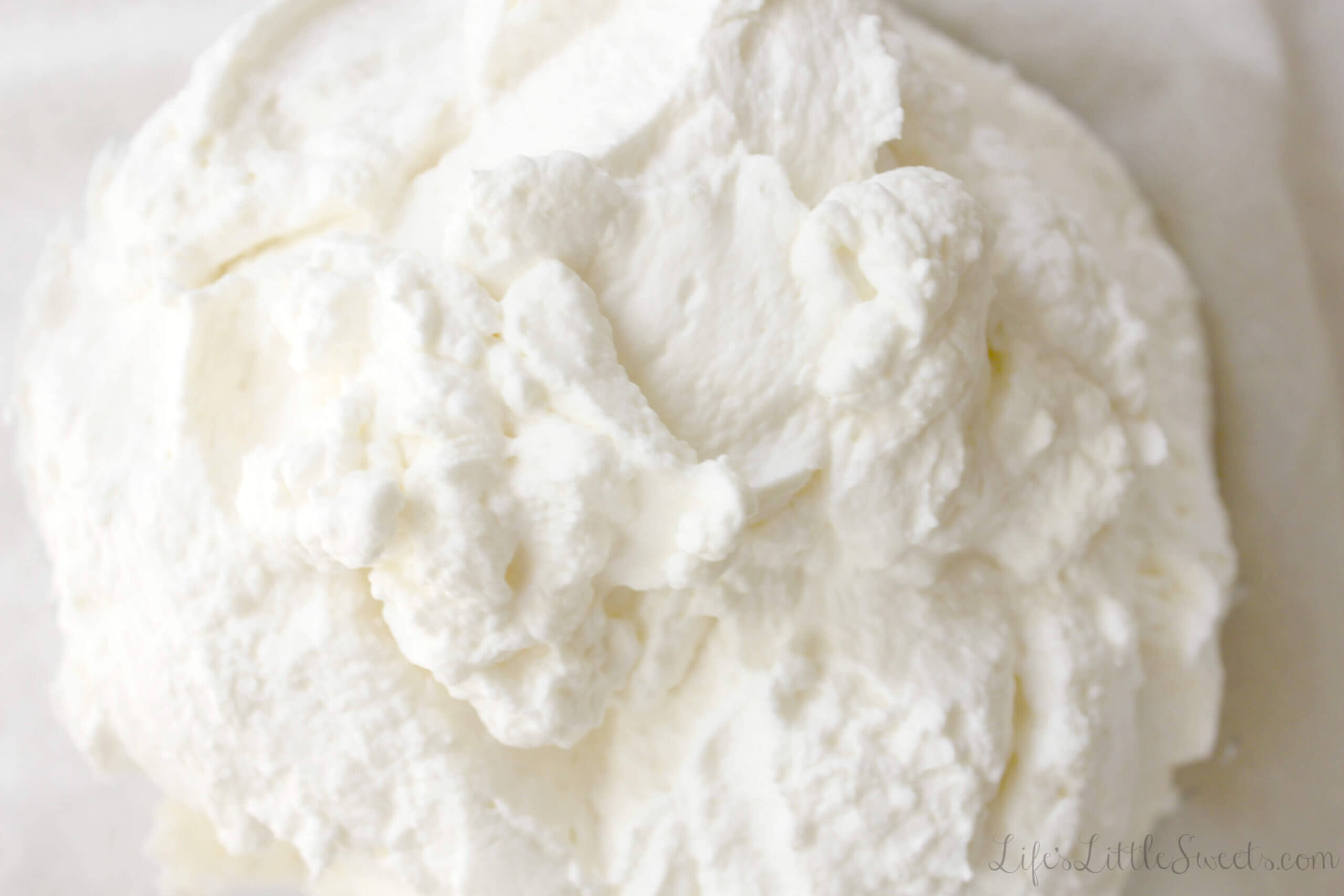 vanilla whipped cream