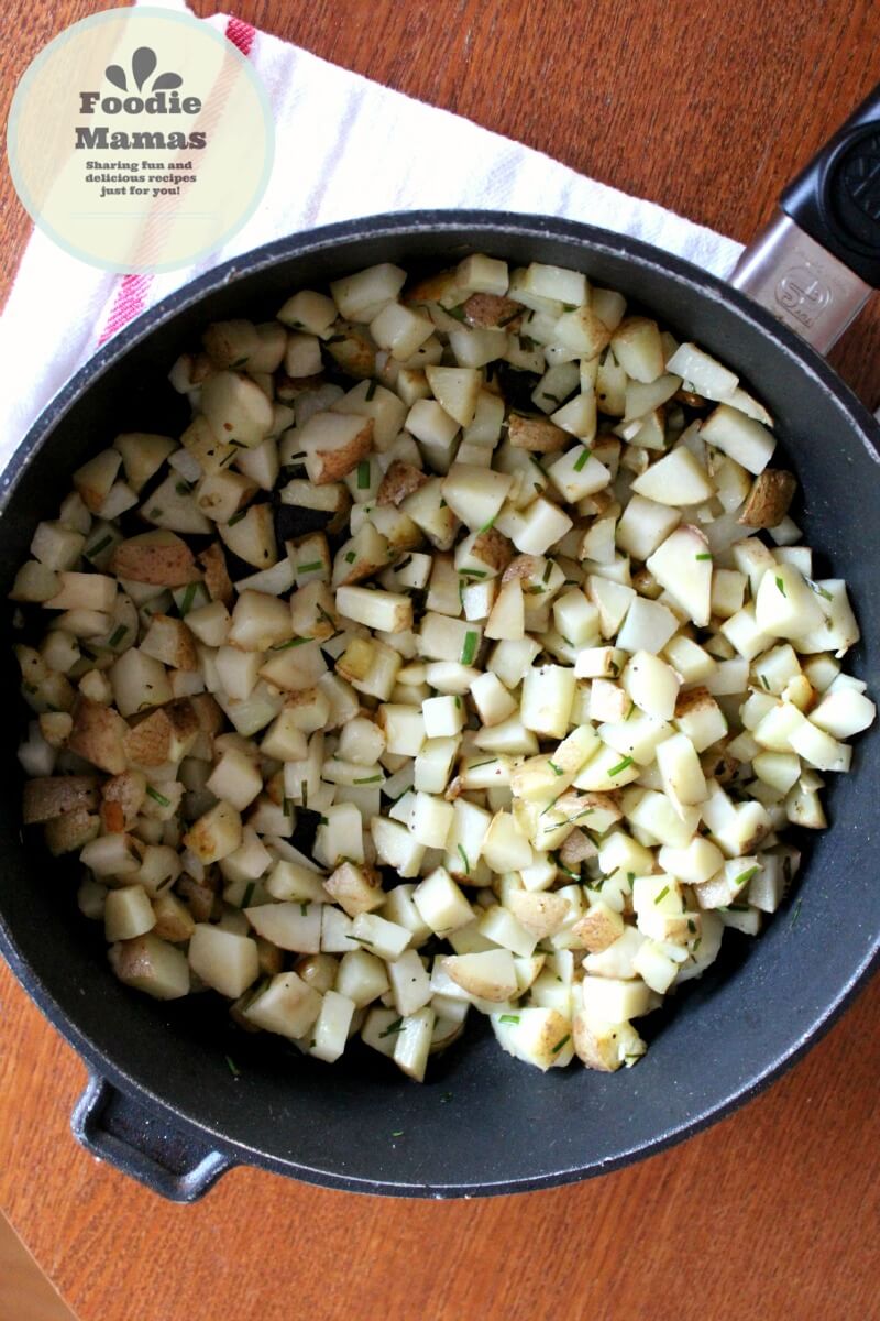 Chive and Garlic Brunch Potatoes from Emily at The Best of this Life #FoodieMamas