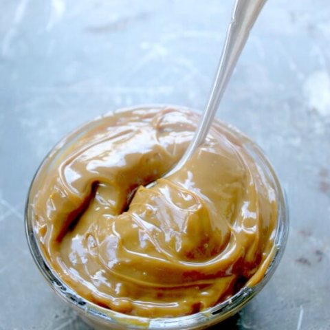 This Easy Caramel, also called Dulce de Leche, yields a deliciously sweet, dreamy and smooth spread for your coffee, cakes & desserts with only 1 ingredient! #lifeslittlesweets #caramel #dulcedeleche
