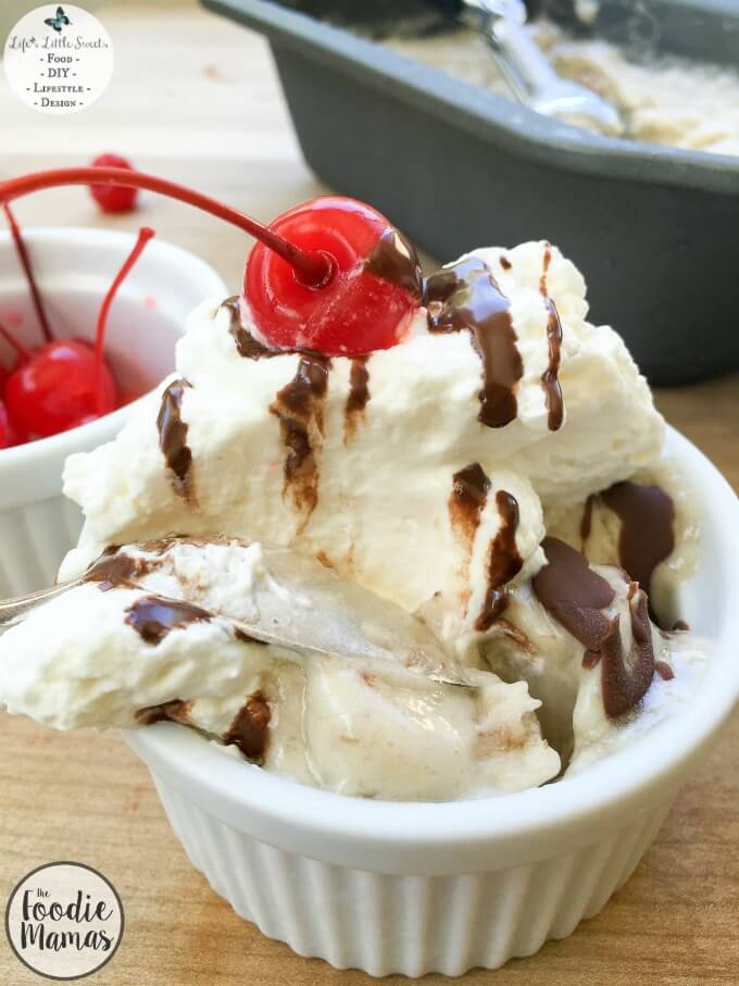 1 Ingredient Banana Ice Cream is a delicious, guilt-free, frozen, fruit treat to eat until your heart's content! Check out all of June's #FoodieMamas Frozen Treats recipes in the recipe round up