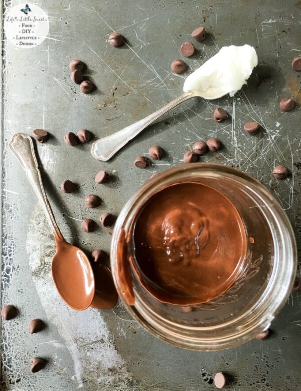 Homemade Chocolate Shell (2 ingredients + 5 mins! with Coconut Oil