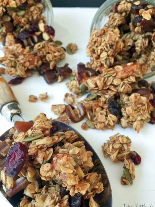 Homemade Autumn Harvest Fruit and Nut Granola Story