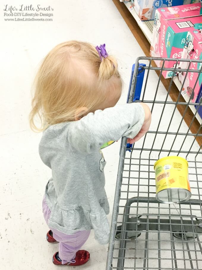 Here are 5 Tips to Keep the House Tidy with a Child and how it involves snack time with Gerber® Lil’ BeaniesTM! #AD #GerberWinWin @Gerber @Walmart