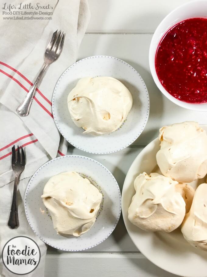 ? ? ? Enjoy these Vanilla Meringue Cookies with Raspberry Sauce as a delicious, fresh and light dessert! Be sure to check out all the #FoodieMamas raspberry recipes in the recipe roundup!