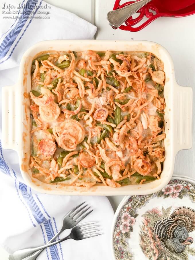 Green Bean Turkey Casserole has only 8 ingredients, lots of green beans, turkey and makes a classic, one-pan, side dish that is easy to prepare. This is a tasty & savory way to use up your Thanksgiving turkey leftovers! #ad #GiveThanksBeFull #collectivebias @Target @Campbells @Swanson @Frenchs