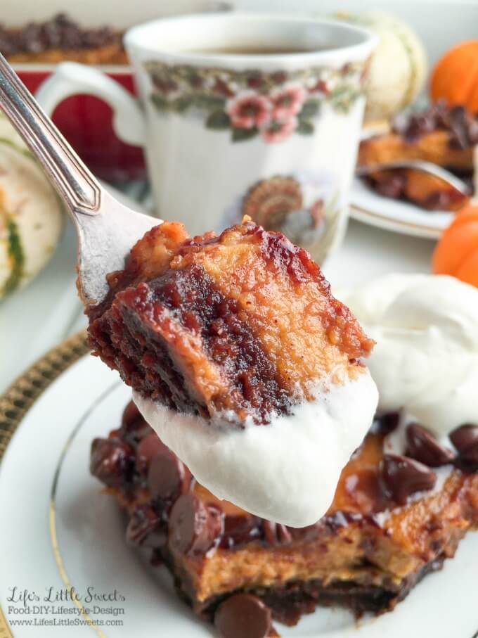 ? These Pumpkin Pie Butterfinger Brownie Bars have a bottom layer of perfect brownie with Butterfinger morsels, a layer of classic pumpkin pie then topped with semi-sweet chocolate morsels and served with Vanilla Whipped Cream to make an easy & delicious dessert bar! #ad #BakeHolidayGoodness #CollectiveBias @Walmart @Nestle
