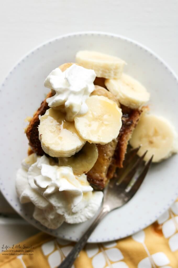 Banana Caramel French Toast Breakfast Bake is great one-pan dish for any breakfast or brunch gathering. It's a classic French toast bake with bananas as a twist and has sweet caramel flavor infused throughout. (dairy-free option) #ad #SilkandSimplyPureCreamers #CollectiveBias