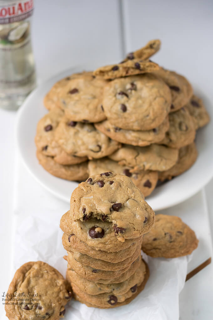 These Coconut Chocolate Chip Cookies are soft, chocolate-y and have delicious coconut flakes throughout. A sweet and Summer-y spin on the classic Chocolate Chip Cookie. This cookie recipe is made with LouAna Coconut Oil. (makes about 38 cookies) #ad #CreateWithOil #CollectiveBias @LouAnaOils