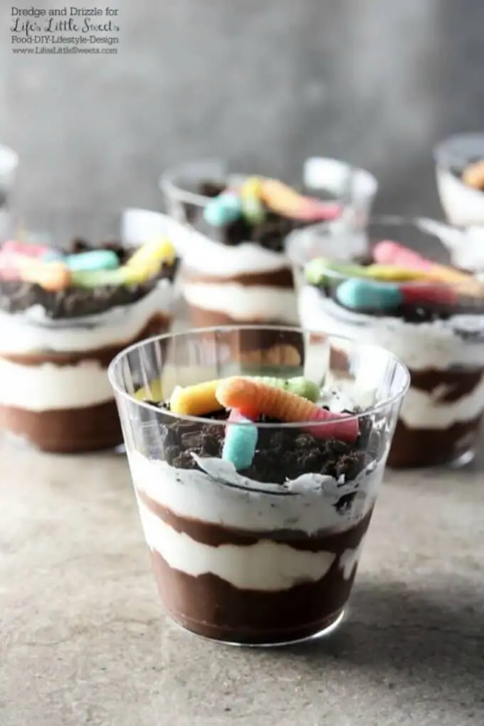 Dirt Cake Cups: Grandma's Amazing Recipe - Passing Down the Love