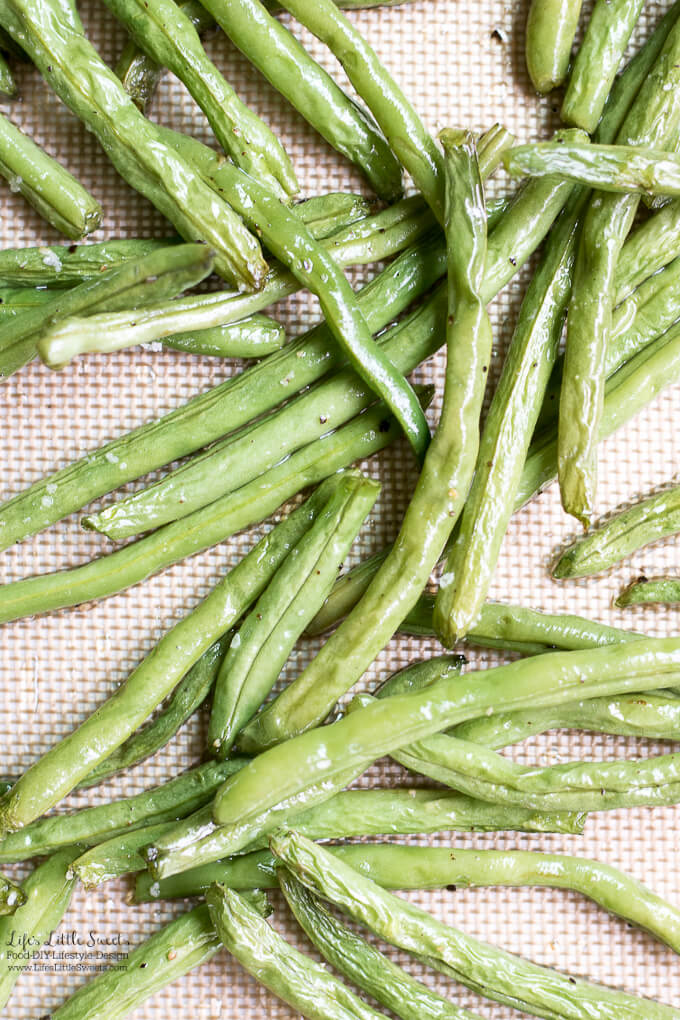 Roasted Green Beans are the easy, savory and perfect side to go with your dinner! (vegan)