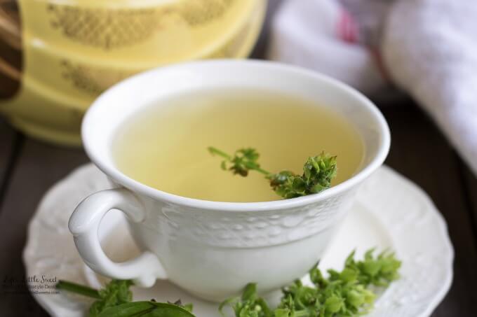 This Fresh Basil Flower Tea is a great way to use up basil flowers and has a subtle mint-y, herb-y and refreshing flavor. (vegan, gluten-free)