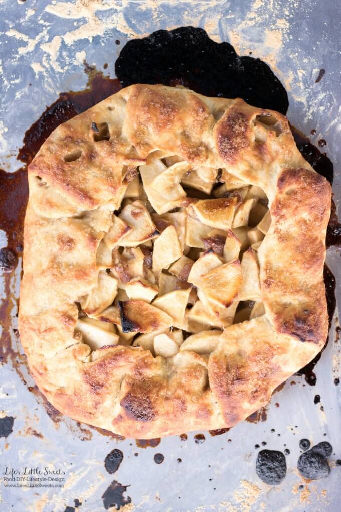 Apple Date Galette has Fall flavors of apples, cinnamon, brown sugar and dates. Enjoy this 