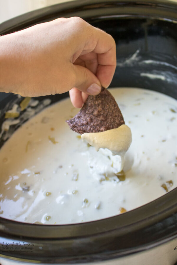 Slow Cooker Queso Blanco Dip (Appetizer, Game Day, Easy) Life's