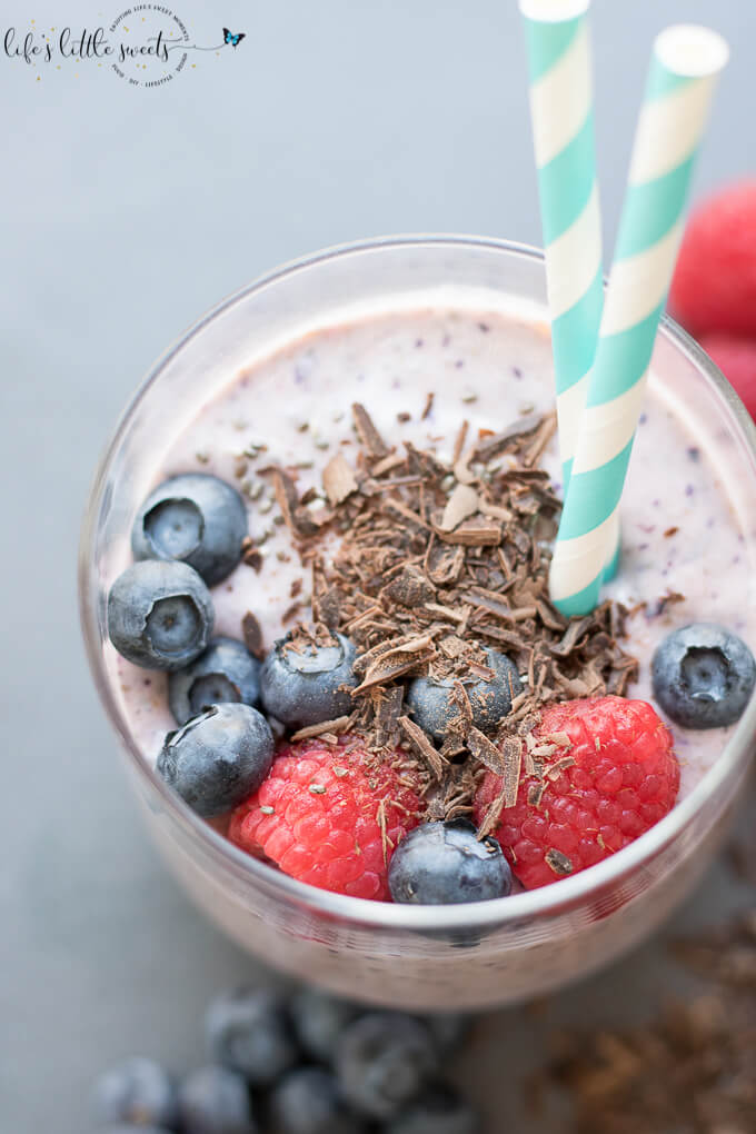 Berry Chia Date Smoothie