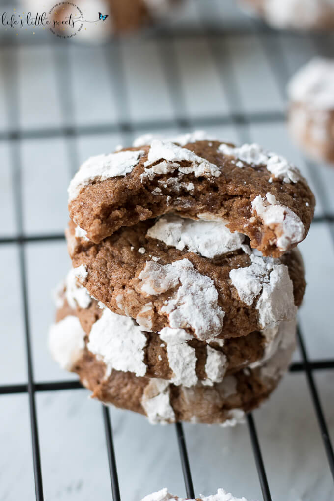 These Chocolate Crinkles have subtle chocolate flavor and just the right amount of chew. They are made with coconut oil and chocolate (unsweetened cocoa). #chocolate #chocolatecrinkles #cookies #coconutoil #unsweetenedcocoa #confectionerssugar