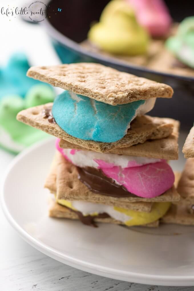 These Peeps S'Mores are the perfect Easter treat! They are a great way to enjoy those classic, favorite Easter marshmallow candies. You can make them in a skillet or in the microwave. #recipe #smores #chocolate #hersheys #skillet #microwave #Easter #Spring #candy #chocolate #marshmallow #sweet #dessert #snack