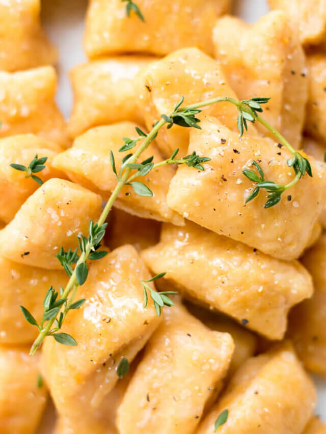 cropped-IMG_8407-Sweet-Potato-Gnocchi-www.lifeslittlesweets.com-homemade-recipe-680x1020-1.jpg