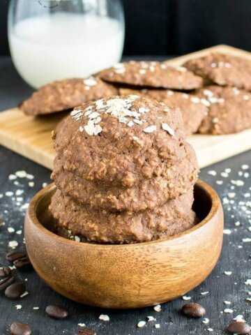 cropped-Mocha-Oatmeal-Cookies-www.lifeslittlesweets.com-vegan-healthy-680x963-1.jpg