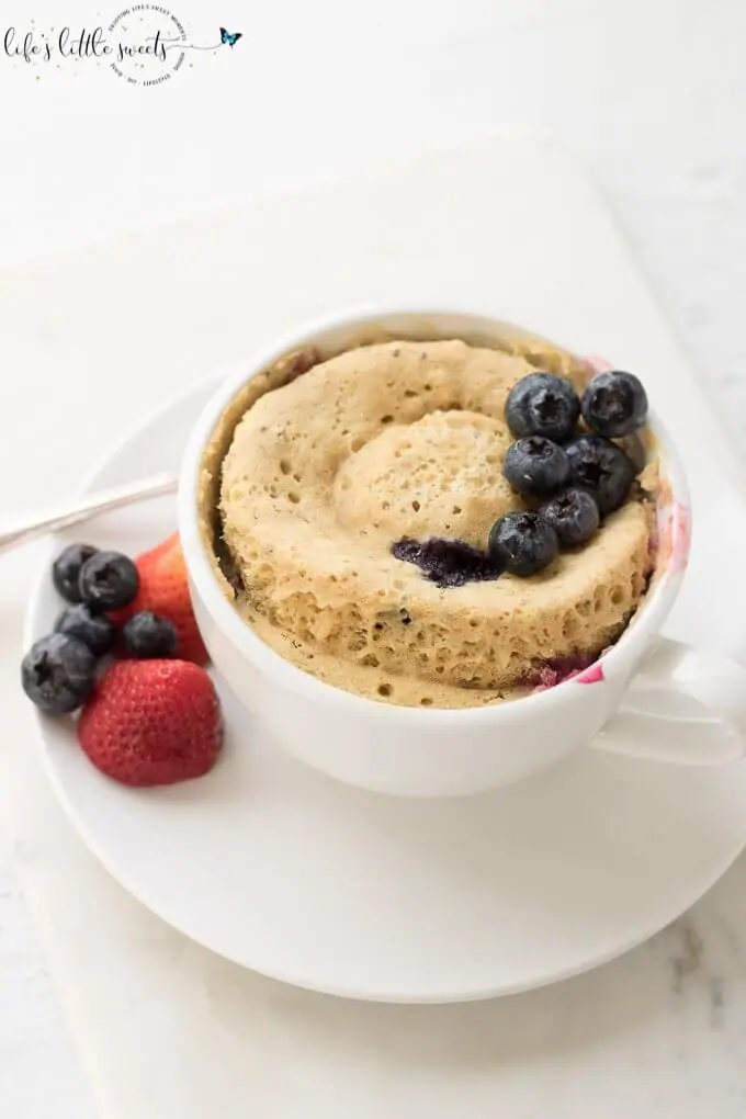 Easy Breakfast Mug Cake Blueberries Strawberries Waffle Mix Life 