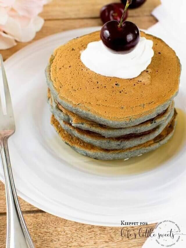 DELICIOUS CHERRY OATMEAL PANCAKES STORY