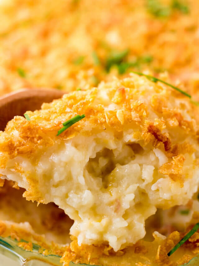 cropped-IMG_5009-Funeral-Potatoes-Recipe-www.lifeslittlesweets.com-casserole-cheesy-680x1020-1.jpg