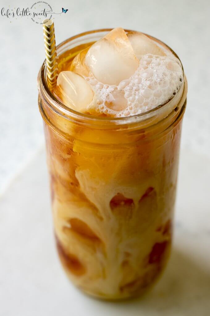 Cold Brew Iced Coffee is a favorite way to brew coffee during those hot, Summer months. Enjoy this full-bodied brew iced with milk, cream and optional favorite sweetener. #coffee #coldbrew #icedcoffee #Summercoffee #coffeedrink