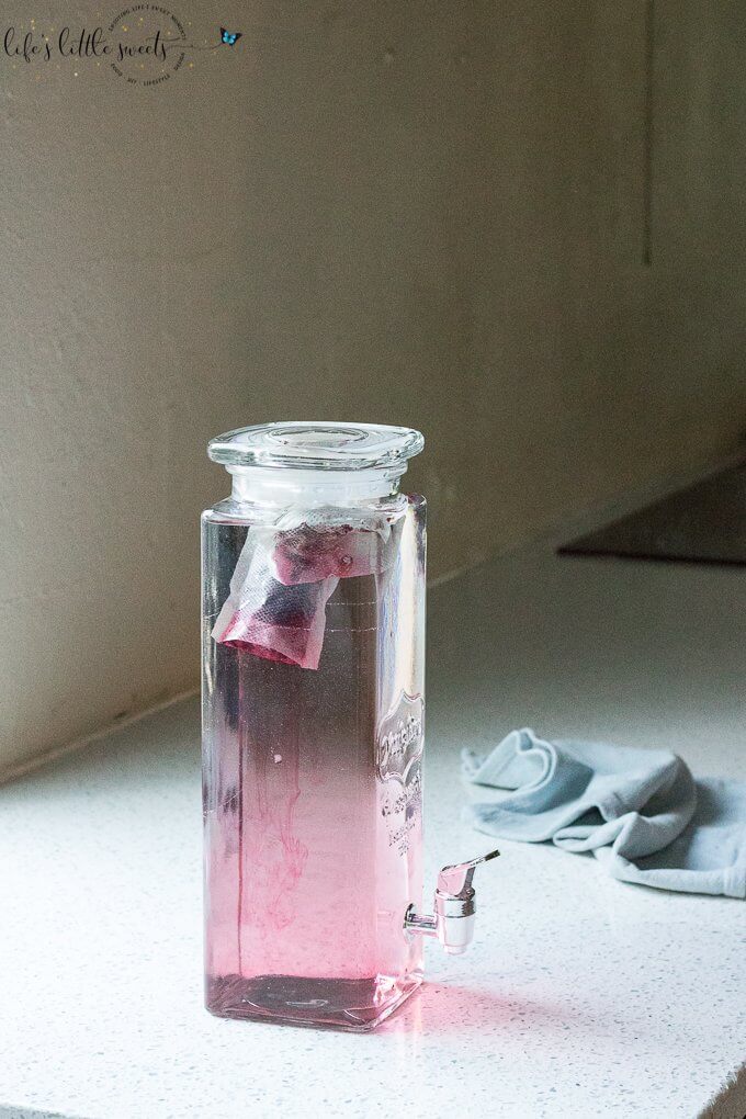 Cold Brew Hibiscus Tea An Ice Cold Hot Weather Drink 