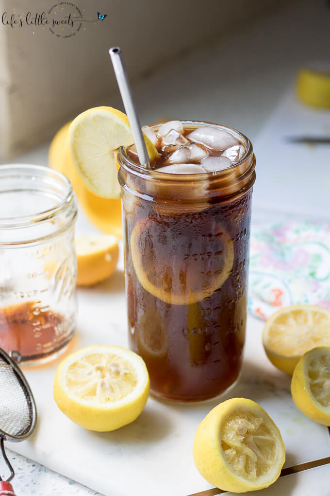 Coffee Lemonade – for those people so crazy for coffee that they will just about try any coffee drink. Enjoy this refreshing, sweet coffee drink to chase away the heat and humidity! #coffeelemonade #coffee #lemonade #iced #simplesyrup #drink #cold