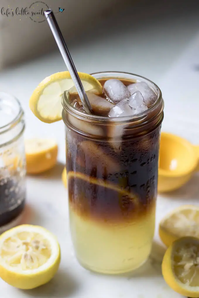 Coffee Lemonade – for those people so crazy for coffee that they will just about try any coffee drink. Enjoy this refreshing, sweet coffee drink to chase away the heat and humidity! #coffeelemonade #coffee #lemonade #iced #simplesyrup #drink #cold