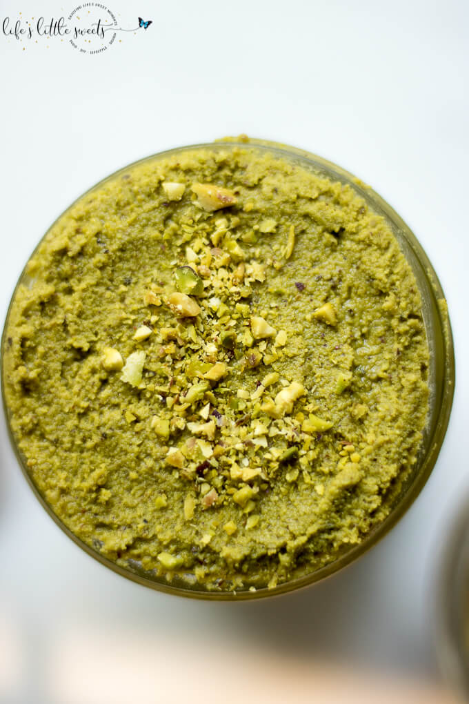 Pistachio Butter (roasted and not roasted, vegan, gluten free) – this pistachio butter is perfect for spreading on toast, crackers and goes well with your favorite jam or jelly. Enjoy it un-roasted or roasted for a deeper, toasty flavor. #pistachiobutter #pistachio #recipe #nutbutter #pistachios