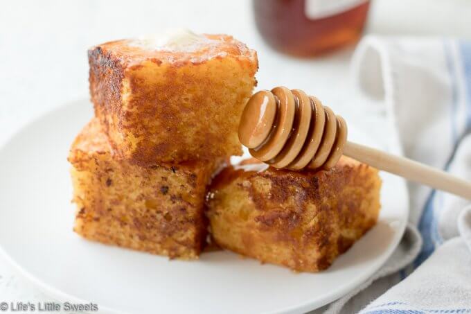 This Cornbread recipe is a classic, fluffy cornbread recipe that tastes great topped with butter and honey. This recipe is also perfect for making Cornbread Muffins. #cornbread #cornmuffins #cornmeal #quickbread #bread