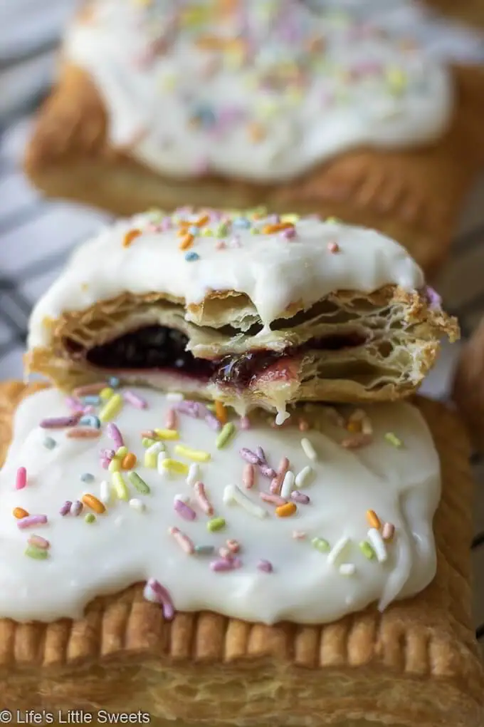 Air Fryer Puff Pastry Pop Tarts