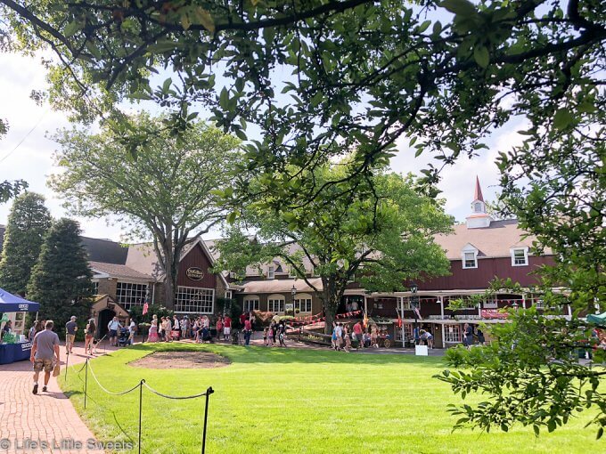 Visit to the Strawberry Festival at Peddler's Village