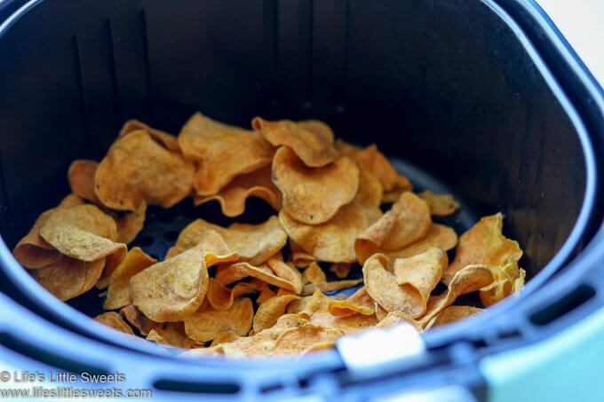 Air Fryer Sweet Potato Chips www.lifeslittlesweets.com