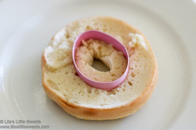 Egg In a Hole Bagel