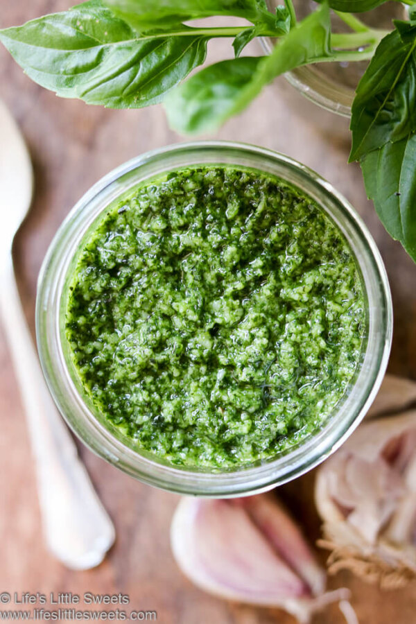 Basil Pesto (Garlic, Almonds, Parmesan, Olive Oil, Vegetarian) Life&amp;#39;s ...