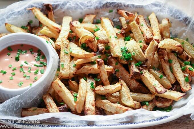 Air Fryer Kohlrabi Fries with fry sauce on the side 