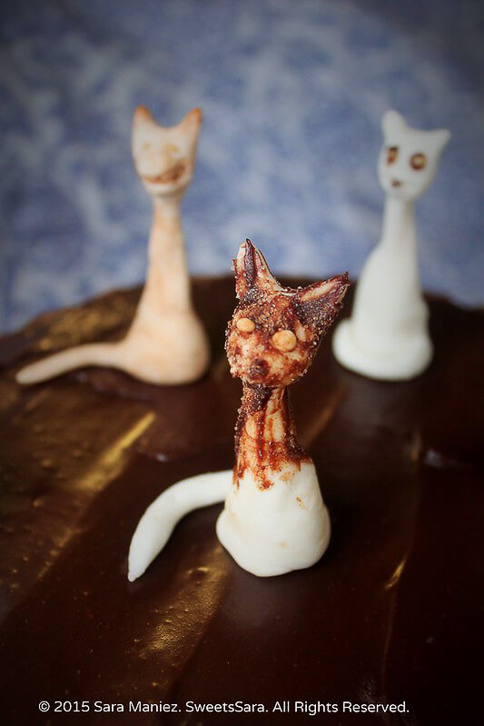 Fondant Felines Chocolate Cake cats