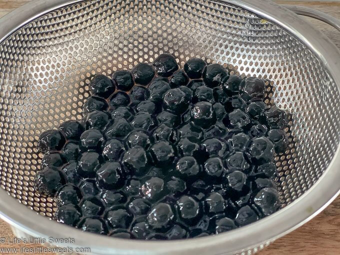 How to Prepare Tapioca Pearls (Boba) in a mesh strainer