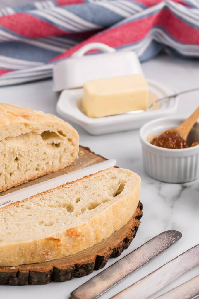 No-Knead Bread (Dutch Oven) sliced