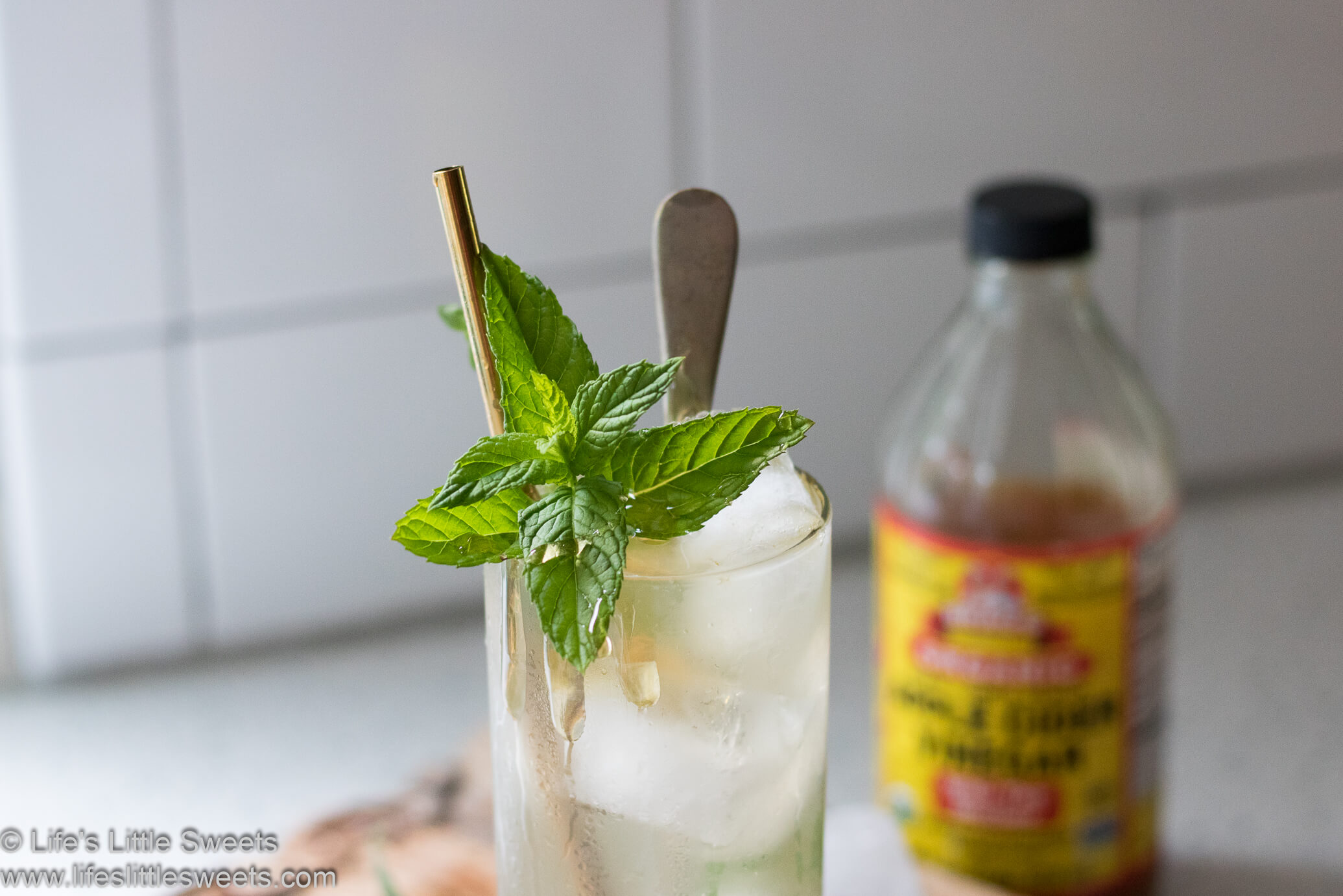 Apple Cider Vinegar Drink Recipe with mint and thyme