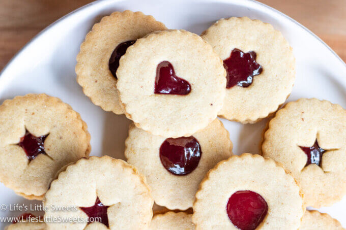 a plate of Linzer cookies