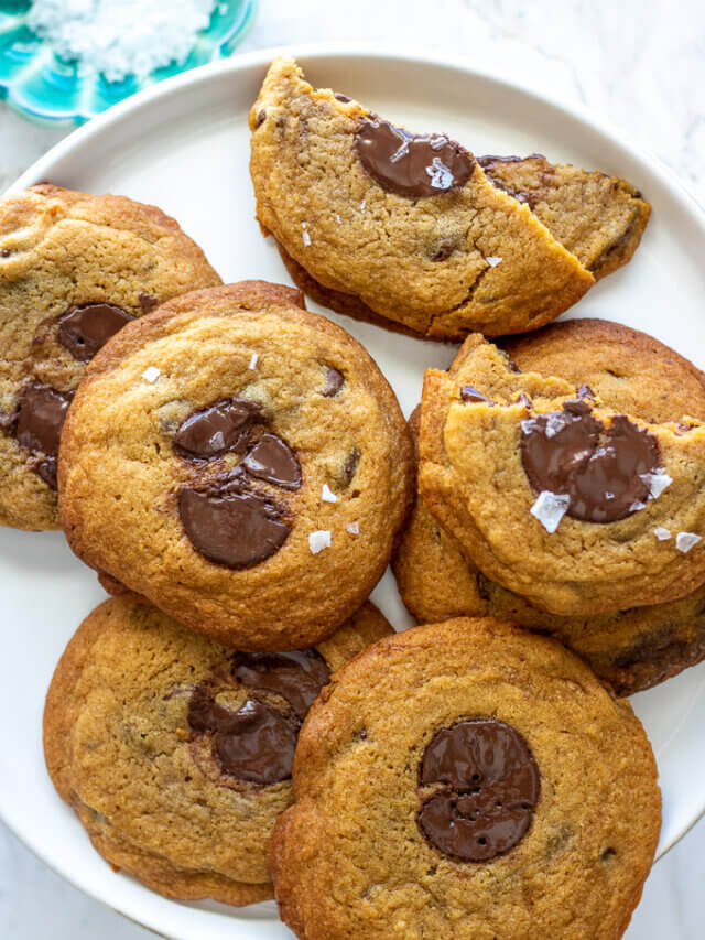 Bakery Style Chocolate Chip Cookies Story