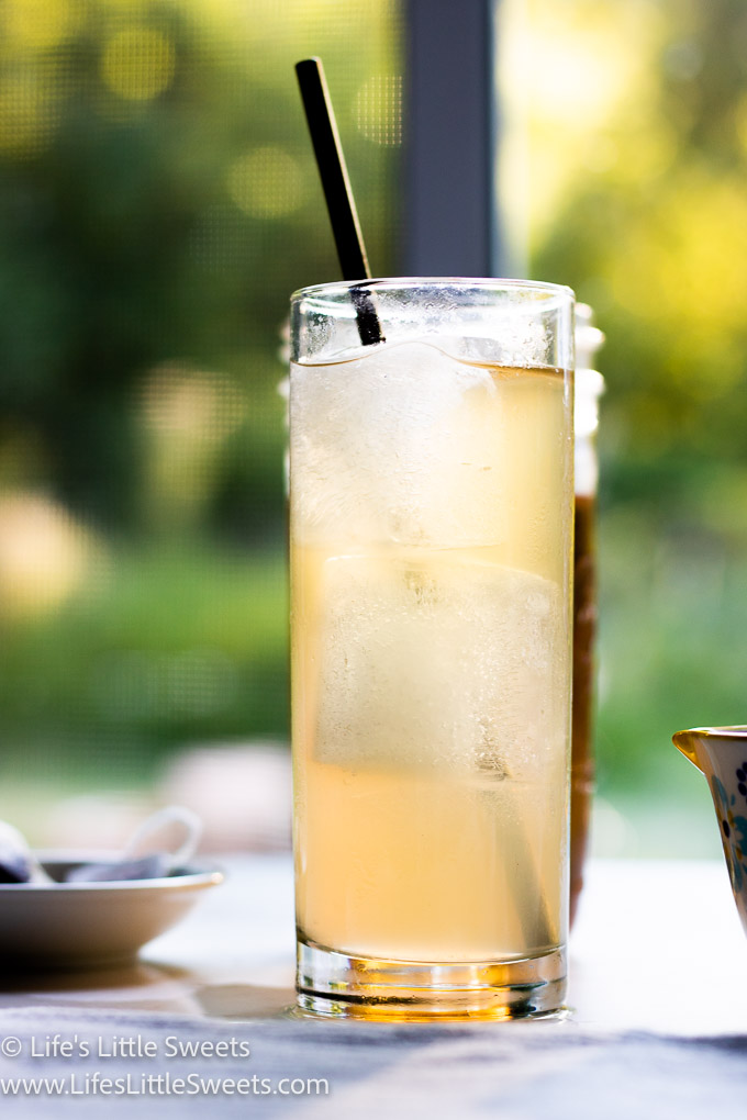 Ice Tea Lemonade on a white table