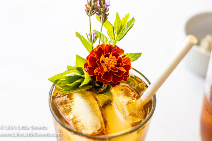 iced tea with flowers