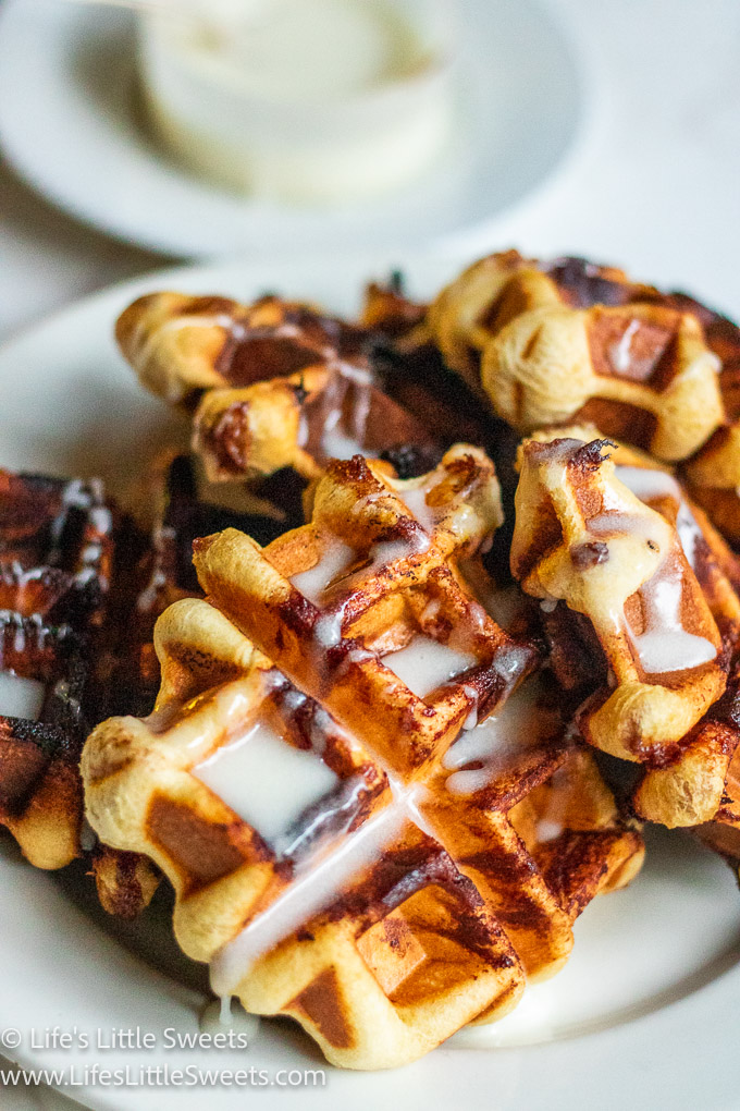 waffles with frosting