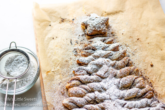 Nutella Puff Pastry Christmas Tree with confectioner's sugar
