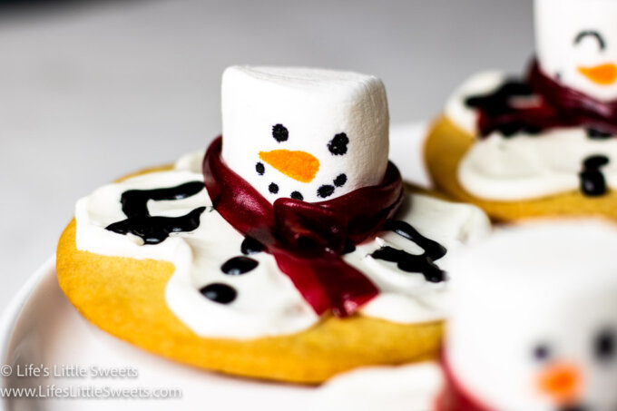 sugar cookies decorated like snowman
