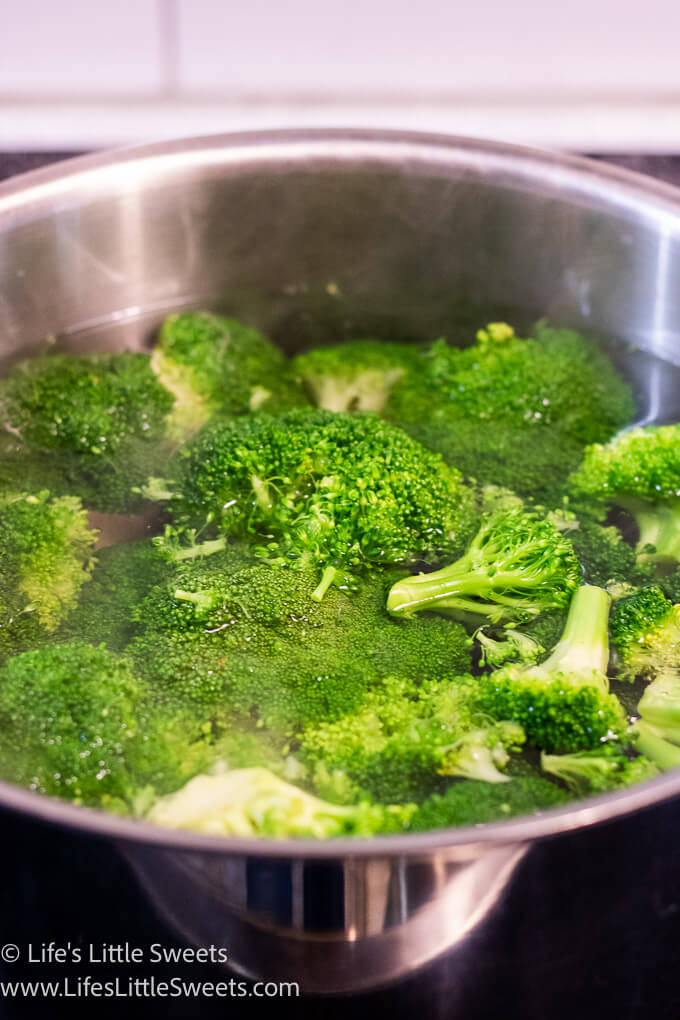 broccoli being boiled in a stainless steel pot (How to Parboil)
